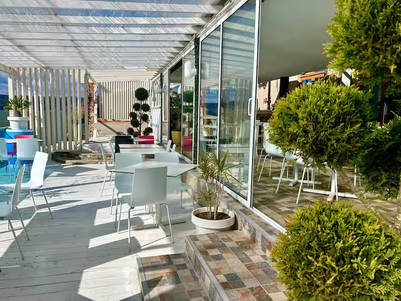 Masă la Restaurant Riviera 990 Eșelnița